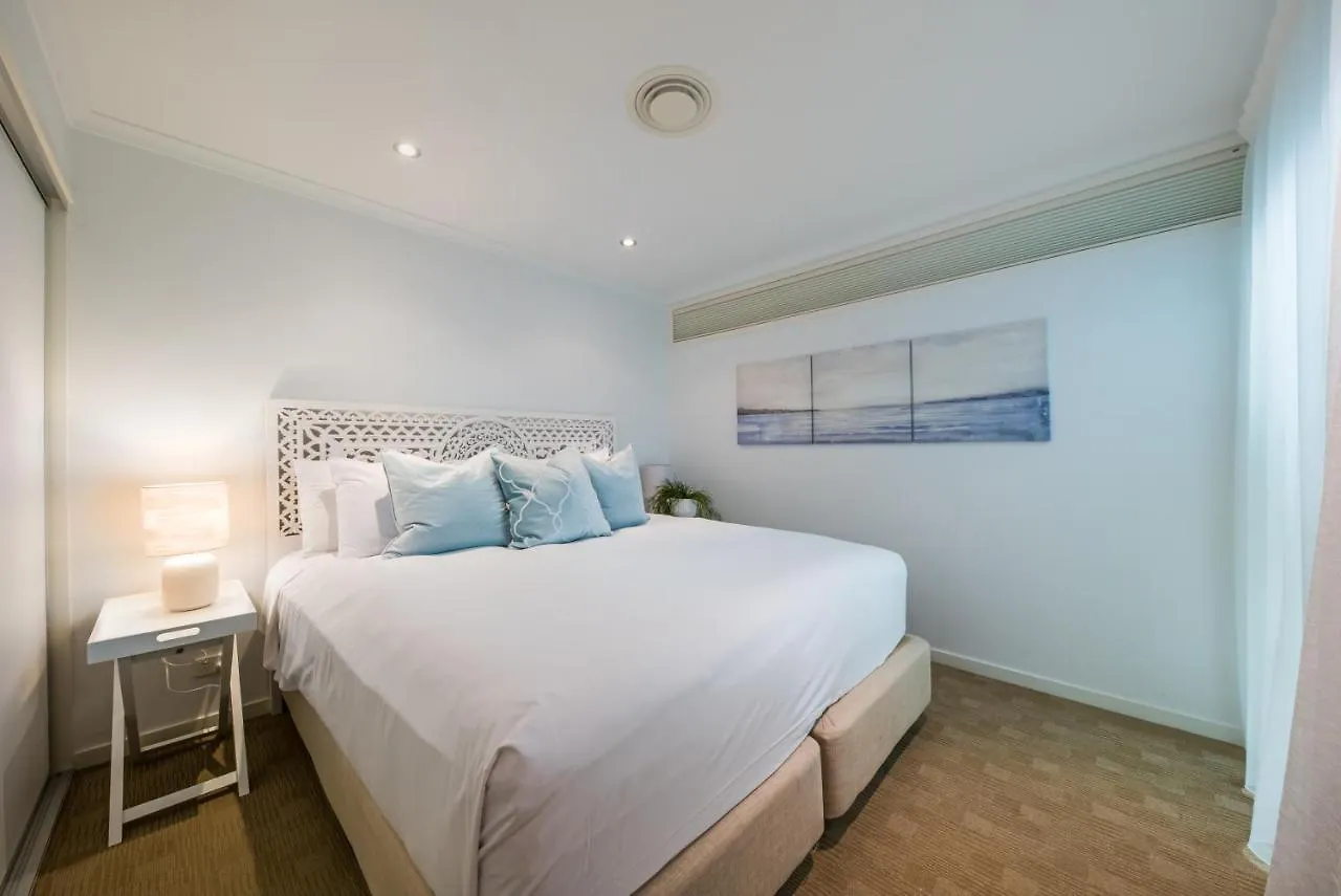 Aparthotel At Marina Shores Airlie Beach