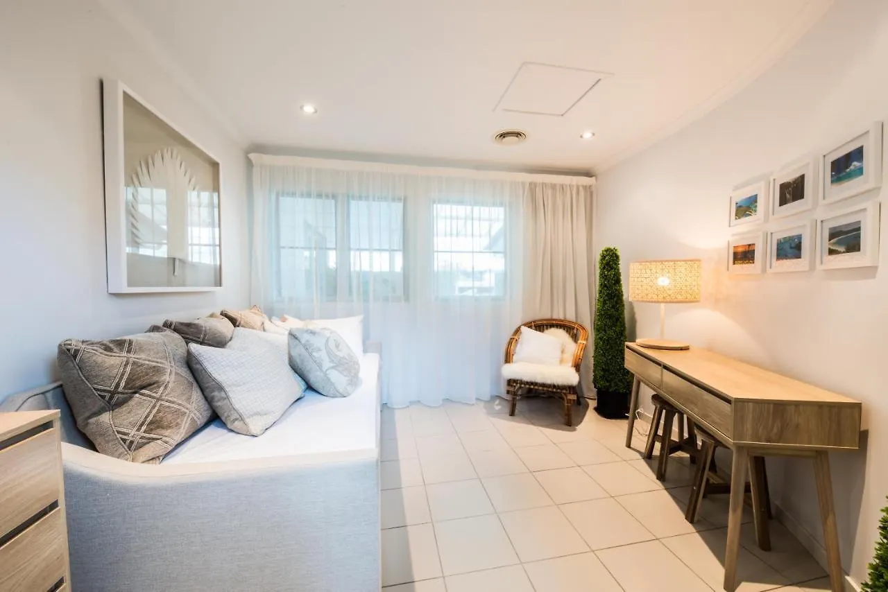 ***** Aparthotel At Marina Shores Airlie Beach Australia