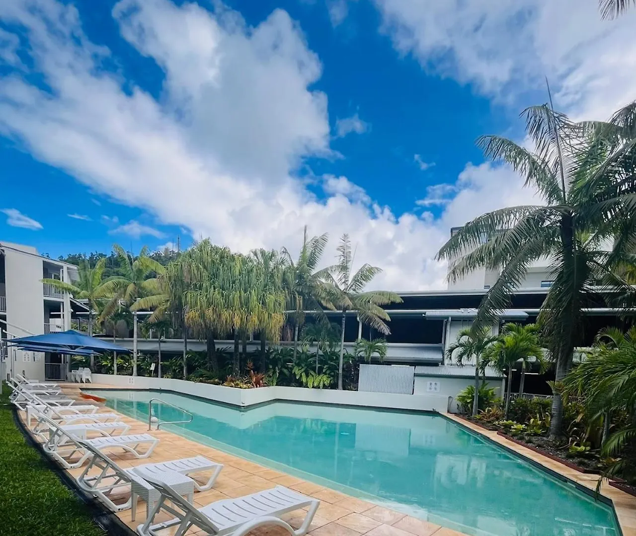 At Marina Shores Airlie Beach Aparthotel