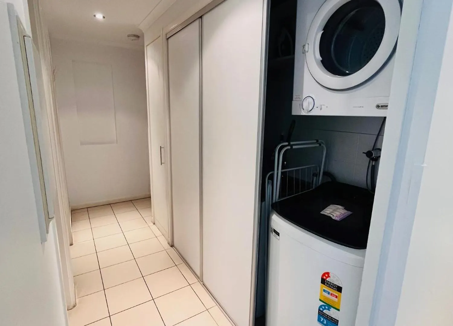Aparthotel At Marina Shores Airlie Beach