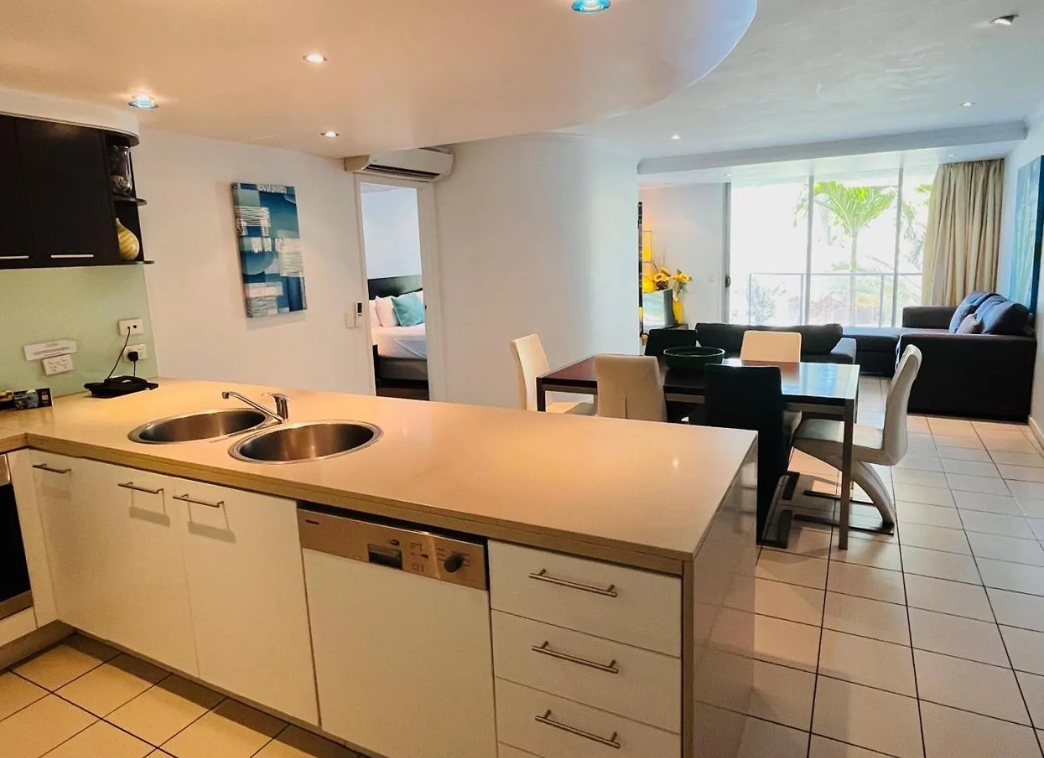 ***** Aparthotel At Marina Shores Airlie Beach Australia